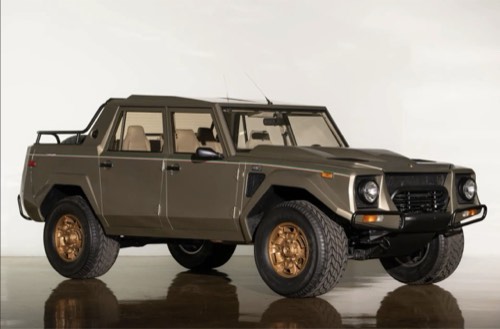 Lamborghini LM002