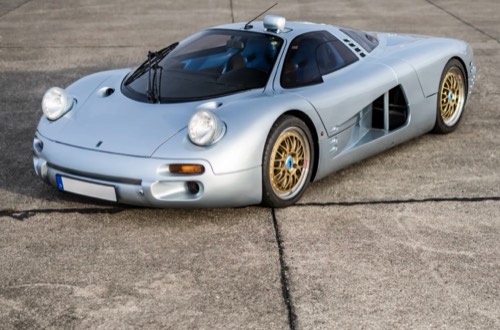 Isdera Commendatore 112i