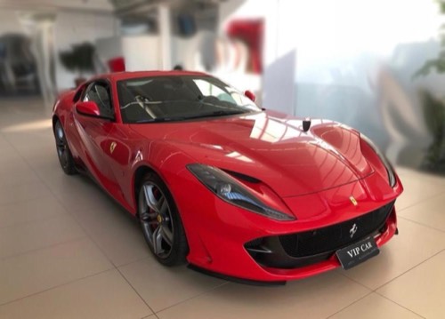 Ferrari 812 Supefast