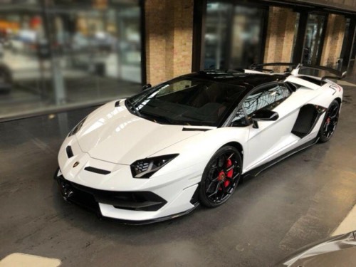 Lamborghini Aventador SVJ