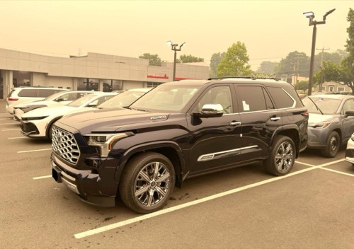 Toyota Sequoia Capstone