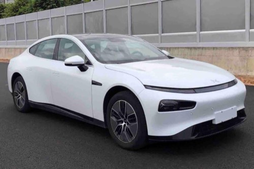 XPeng P7