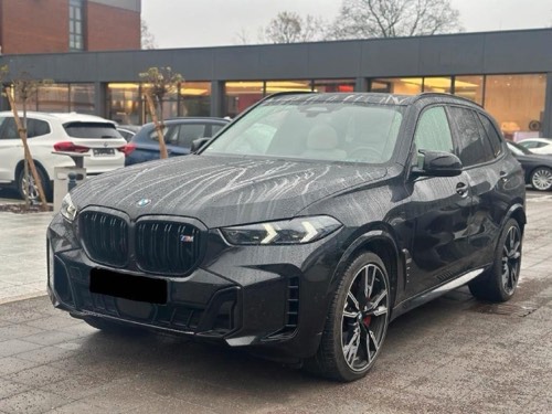 BMW X5 M 60i
