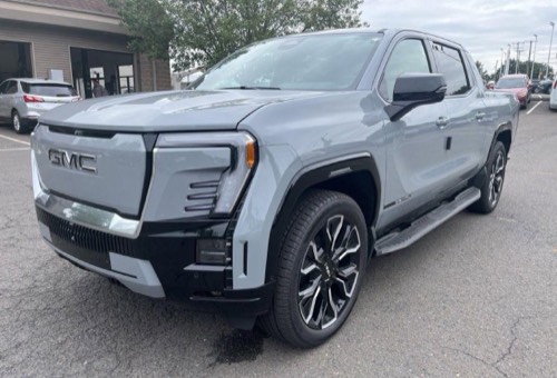 GMC Sierra EV Denali Edition 1