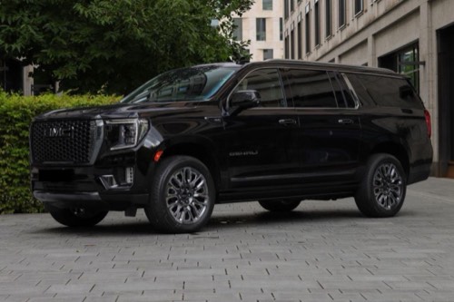 GMC YUKON Denali