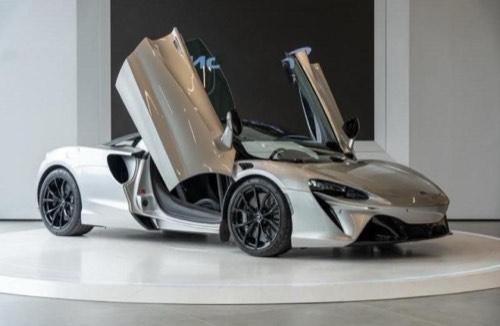McLaren Artura Coupe