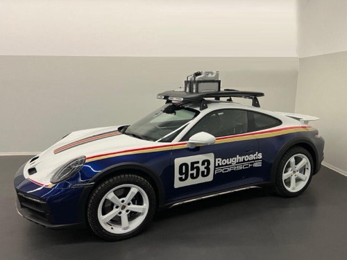 Porsche 911 Dakar
