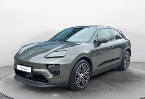 Porsche Macan 4