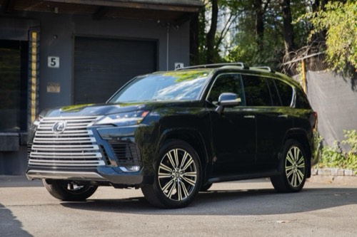 Lexus LX 700h