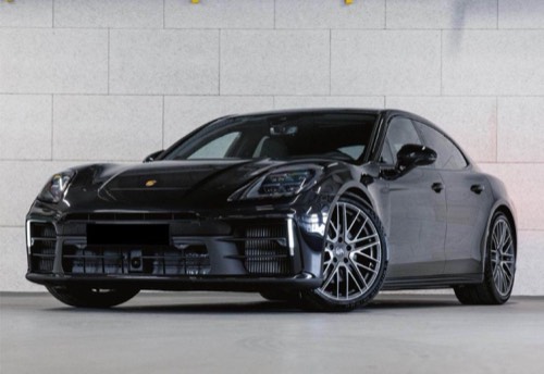 Porsche Panamera 4