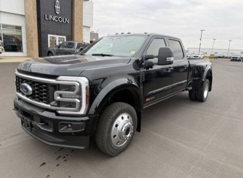 Ford F-450 Superduty Pickup Crew Cab