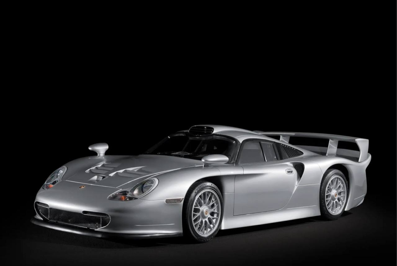 Porsche 911 GT1 Strassenversion 1998