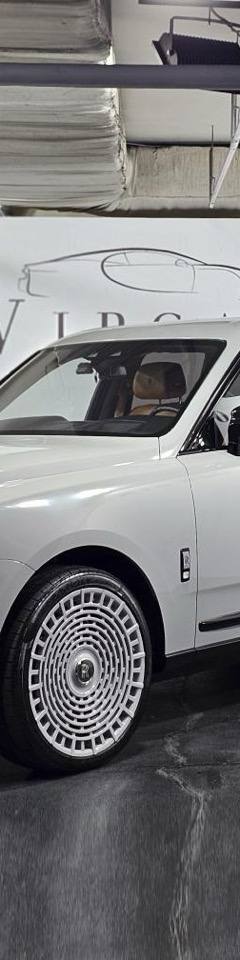 Rolls-Royce Cullinan — 1