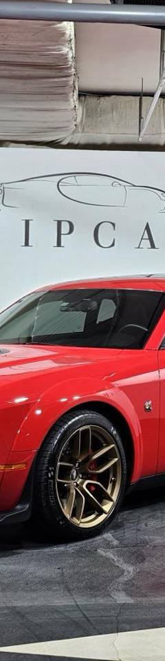 Dodge Challenger Scat pack Shaker 392 — 1