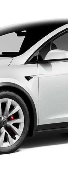 Tesla Model X Plaid — 1