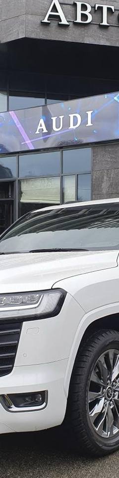 Toyota Land Cruiser 300 Premium 70th — 1