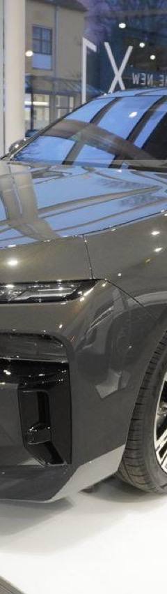 BMW i7 xDrive60 — 1