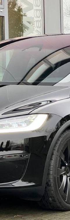 Tesla Model X Plaid — 1