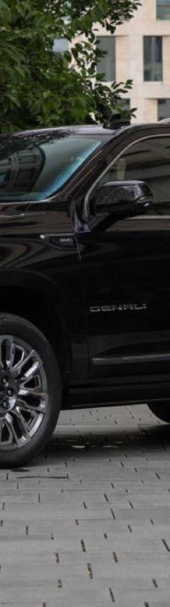 GMC YUKON Denali — 1