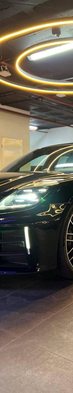 Porsche Panamera 4 E-Hybrid — 1