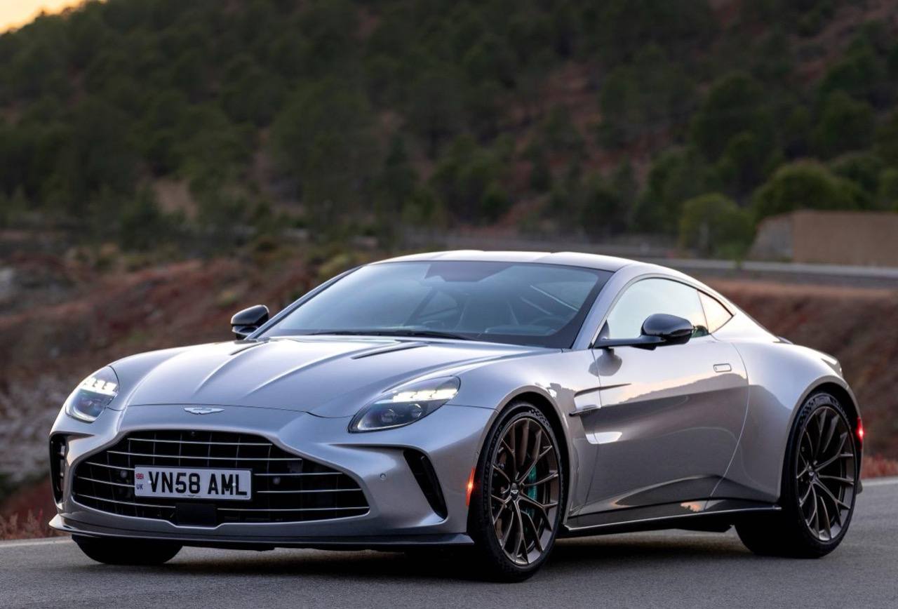 Aston Martin Vantage 2025