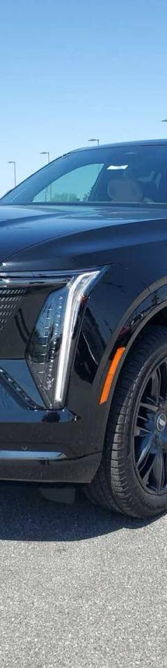 Cadillac Escalade IQ Premium Sport 2 AWD — 1