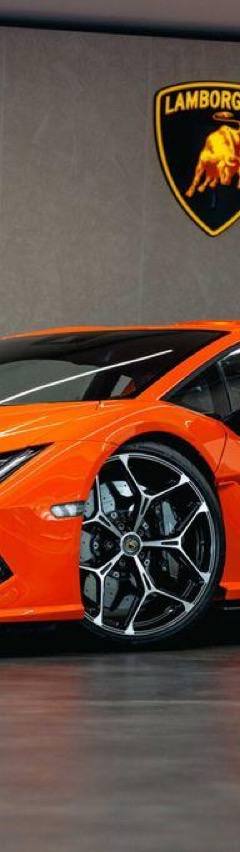 Lamborghini Revuelto — 1