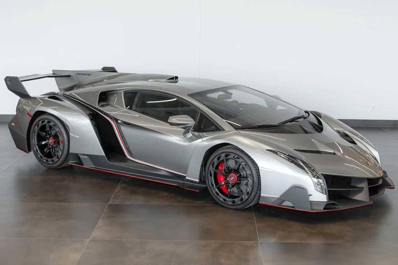 Lamborghini Veneno 2025