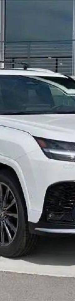 Lexus LX 700h — 1
