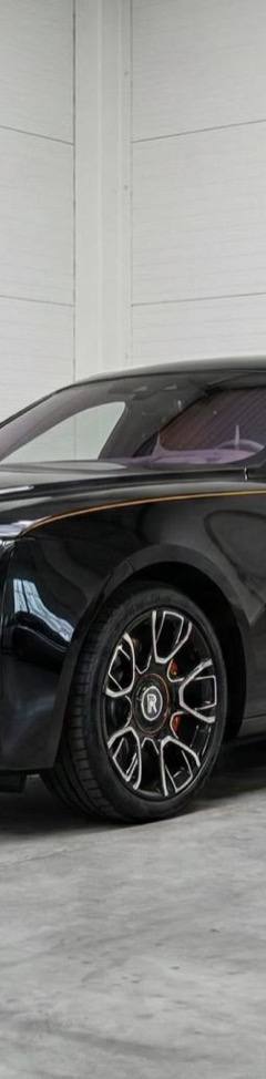 Rolls-Royce Ghost Black Badge — 1
