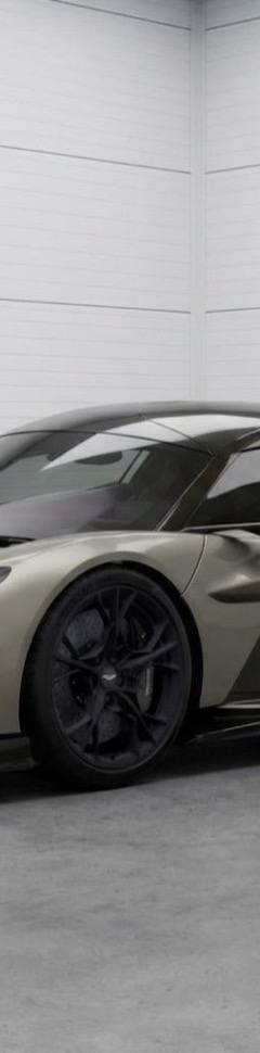 Aston-Martin Valhalla — 1
