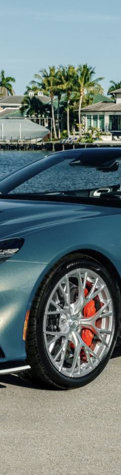 Aston-Martin Vanquish-Volante Wave Edition — 1