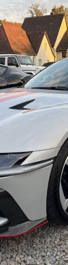 Ferrari 12Cilindri — 1