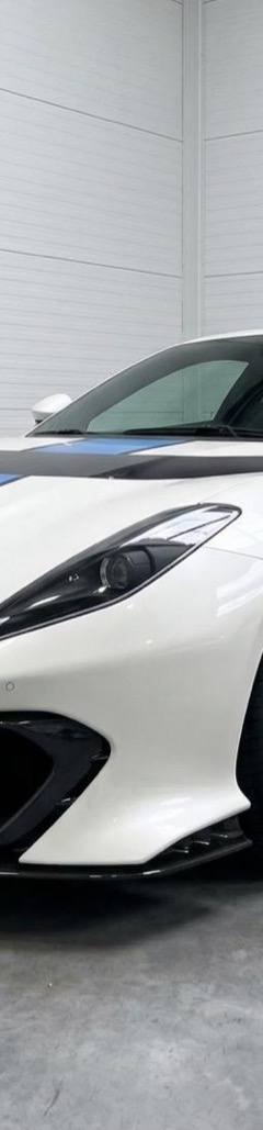 Ferrari 812 Competizione — 1