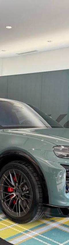 Porsche Cayenne Turbo Electric — 1