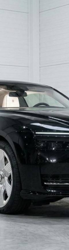 Rolls-Royce Spectre — 1