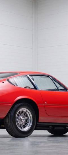 Ferrari 365 GTB/4 Daytona Berlinetta by Scaglietti — 2
