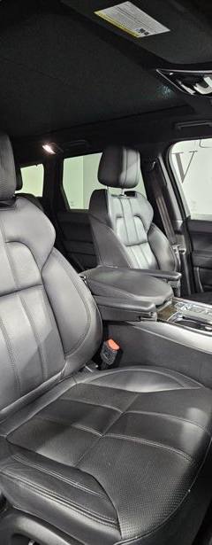Land-Rover Range-Rover Sport — 5