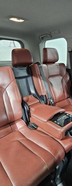 Lexus LX 450D Luxury — 6