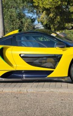 McLaren Senna — 4