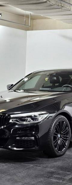 BMW 5-Series 530i xDrive — 4