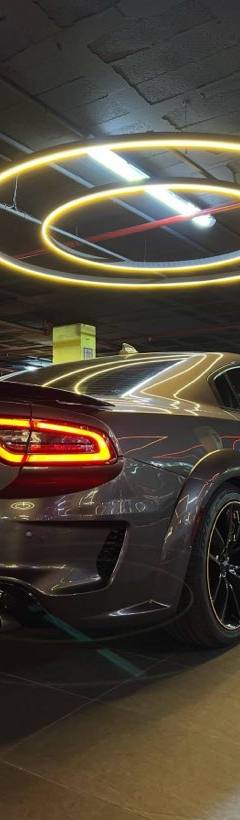 Dodge Charger — 4