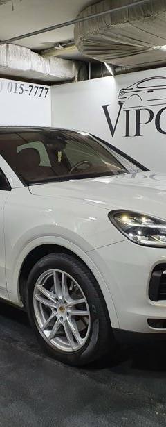 Porsche Cayenne Coupe — 4