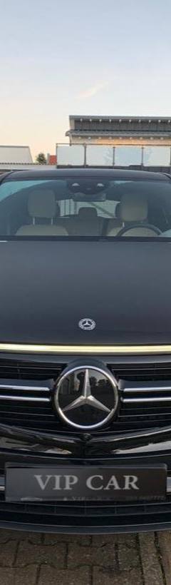 Mercedes-Benz EQC 400 AMG 4MATIC — 3