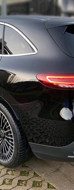 Mercedes-Benz EQC 400 AMG 4MATIC — 7