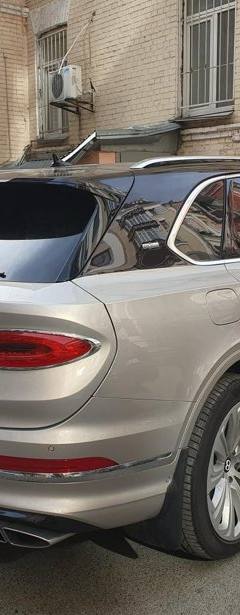 Bentley Bentayga First Edition — 5