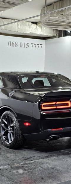 Dodge Challenger — 7