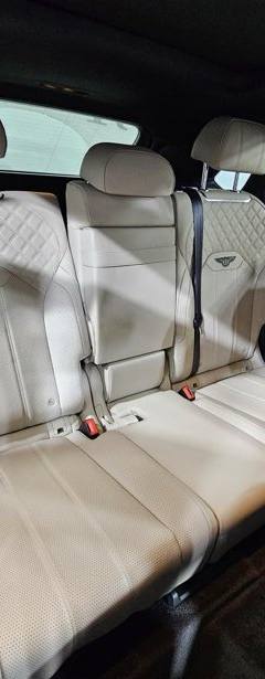 Bentley Bentayga — 7