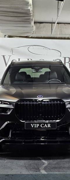 BMW X7 M60i — 3