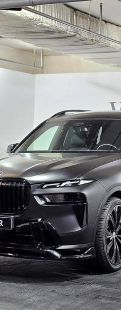 BMW X7 M60i — 4
